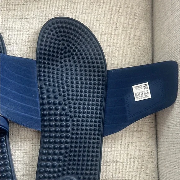Adidas Navy and White Slide Sandals - Picture 6 of 6